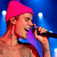 Justin Bieber oficializa cancelamento da turnê inteira; veja sobre reembolso