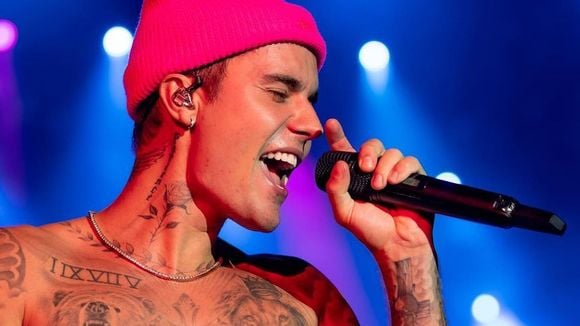 Justin Bieber oficializa cancelamento da turnê inteira; veja sobre reembolso