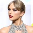 Taylor Swift nota fãs brasileiros com "Midnights" e web sugere show no país