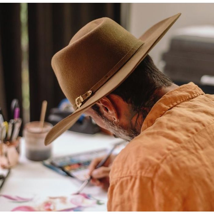  Artista, tatuador e referência em desenhos no estilo moderno, Lincoln Lima alerta sobre a importância de saber escolher um bom profissional 