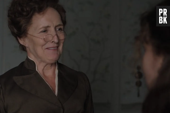 A tia de Harry Potter, interpretada por Fiona Shaw, aparece em "Enola Holmes"