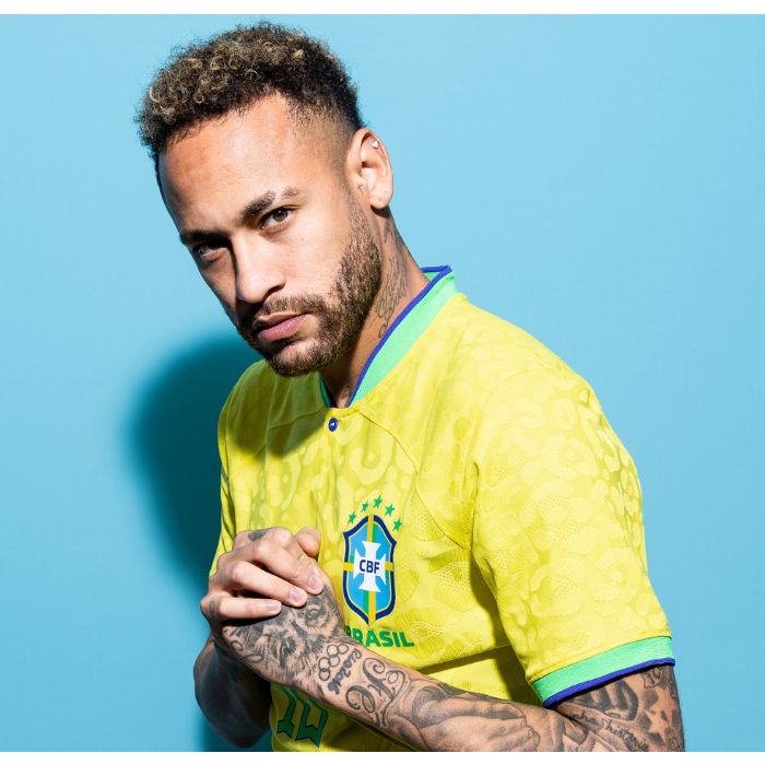 Neymar apostou em novo cabelo para seu retorno à Copa do Mundo, após lesão no último dia 24