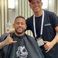 Neymar: Nariko já fez outros cabelos do atacante da seleção brasileira
