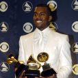 Kanye West levantou uma grande polêmica ao mijar em um dos seus Grammy Awards