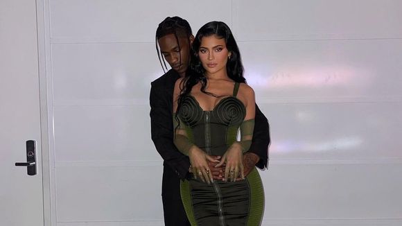 Kylie Jenner e Travis Scott mudam o nome do filho. Saiba como Wolf se chama agora!