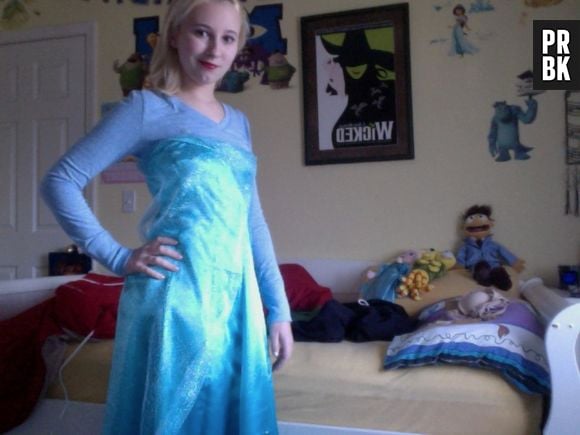 Mas é claro que o sucesso "Frozen" não iria escapar dos cospobres mais desejados do momento: taí a Elsa.