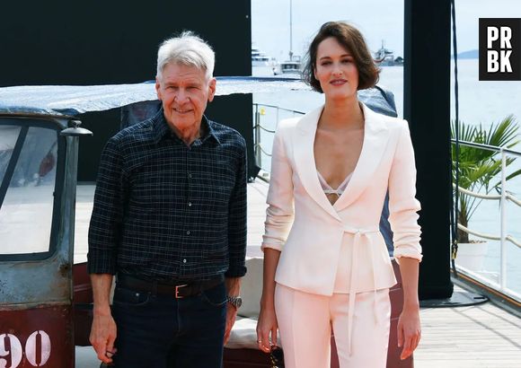 Harrison Ford posou com Phoebe Waller-Bridge e outros colegas de elenco