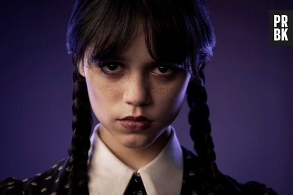 Jenna Ortega interpreta "Wandinha", série que faz muito sucesso entre o público infantil