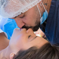 Lipe Ribeiro e Dessa Castorino revelam rosto do primeiro filho, Dom. Veja fotos!