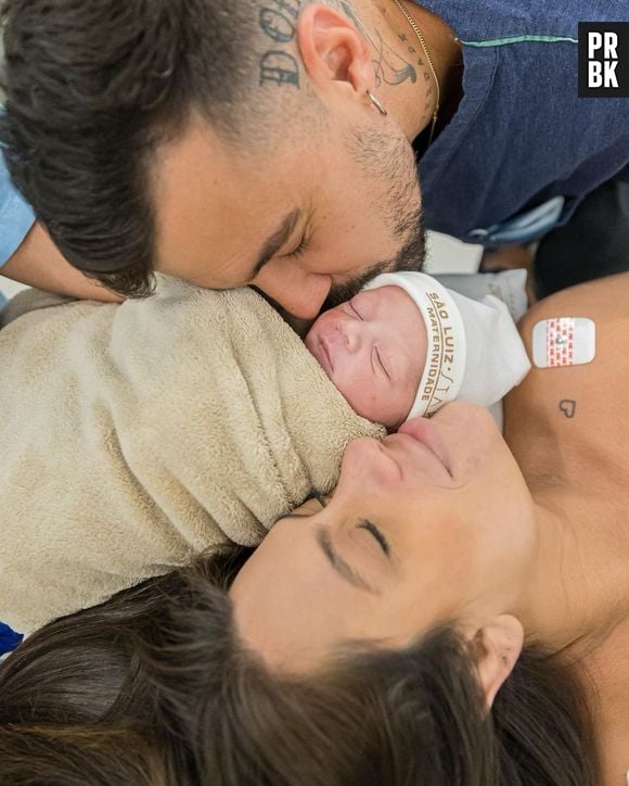 Dom é o primeiro filho de Lipe Ribeiro e Dessa Castorino