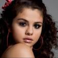  Selena Gomez revela que "foi muito estranho, mas foi incr&iacute;vel" 