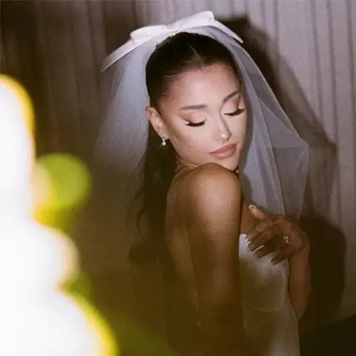  Casamento de Ariana Grande e Dalton Gomez começou a desandar após fim das restrições da Covid-19 
  