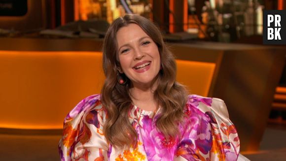 Stalker surpreende Drew Barrymore e atriz precisa ser retirada do palco