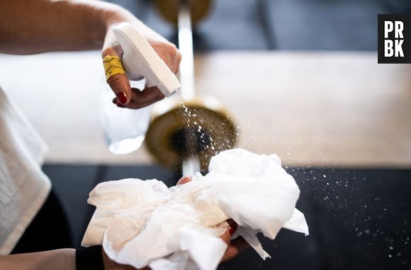 Quantas vezes por semana a ciência recomenda a limpeza do banheiro? Descubra!