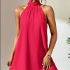 sz2303175258316511 - O vestido chiffon rosa é estiloso e com uma vibe romântica. R$ 59,99