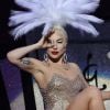 Após aparecer com barriguinha em show, fãs especulam que Lady Gaga esteja grávida