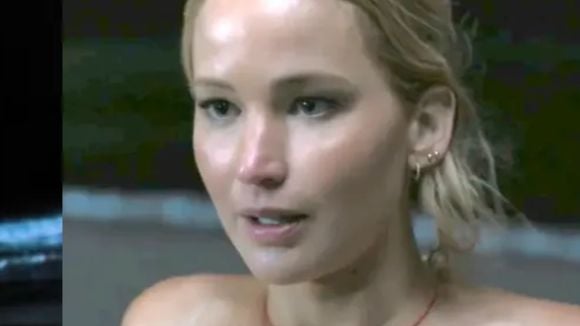 Jennifer Lawrence pelada: nu frontal da atriz em filme chega ao streaming e escandaliza a web