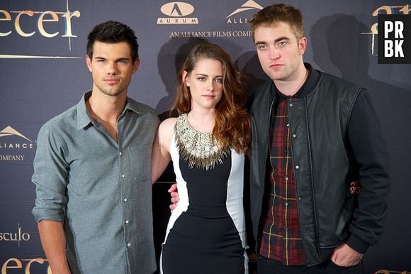 Taylor Lautner relembra relação com Robert Pattinson durante "Crepúsculo"