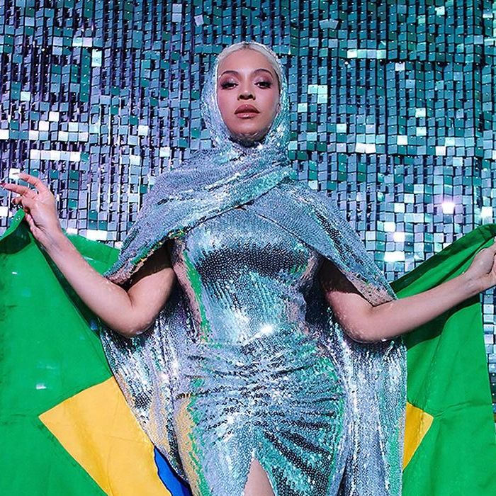 Beyoncé fez show exclusivo de surpresa para fãs brasileiros em Salvador
