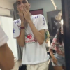 Fã literalmente tatua frase "c* da anitta" no rosto