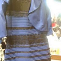 Qual a cor do vestido? Branco e dourado ou azul e preto? Assunto está causando polêmica na internet!