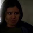 Em "The Flash", Cisco (Carlos Valdes) chora ao saber que vai ser morto por Dr. Wells (Tom Cavanagh)