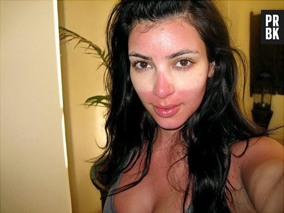 Tá afim de ficar com aquela marquinha dos óculos escuros na cara ou das mangas da blusa nos braços? Então trate de garantir o protetor solar, viu? Dica amiga.