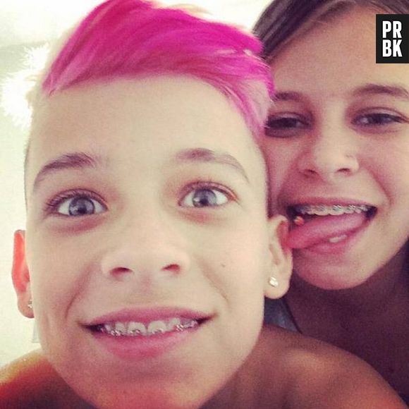 MC Pedrinho já teve o cabelo na cor rosa e fez mais sucesso ainda entre os pedrináticos