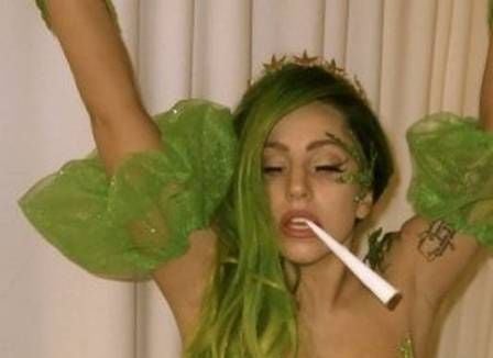 Polêmica! Lady Gaga afirma que usa drogas para esquecer que é famosa!