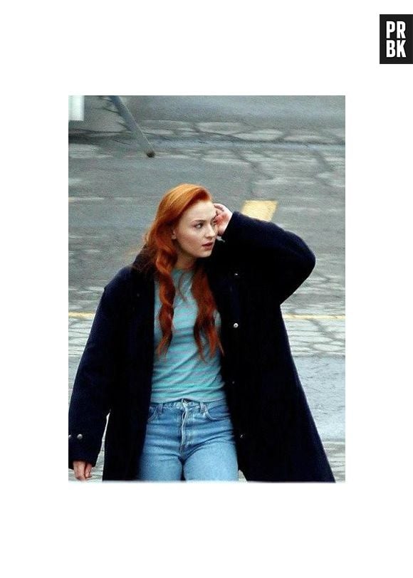Sophie Turner (Jean Grey) é fotografada nas gravações do filme "X-Men: Apocalipse"