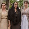 Alinne Moraes posa com Louise Cardoso e Ana Beatriz Nogueira. Atrizes contracenam em "Além do Tempo", novela substituta de "Sete Vidas"
