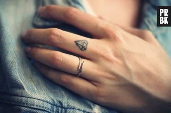 As tatuagens são simples, mas têm suas belezas