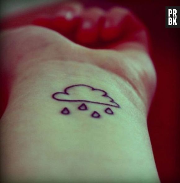 Os desenhos das tatuagens simples são super fofos