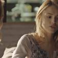 Júlia (Isabelle Drummond) acha que não precisa contar para Felipe (Michel Noher) que vai viajar com Pedro (Jayme Matarazzo) em "Sete Vidas"