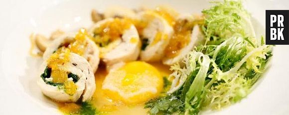 Murilo agradou aos jurados ao preparar um frango recheado com brie e espinafre no "MasterChef Brasil"