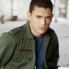 Em agosto de 2013, o ator Wentworth Miller, conhecido pela série "Prison Break", foi chamado para participar de um festival russo de cinema. O país tem leis anti-gay e por isso o artista decidiu revelar ser gay em carta divulgada pela imprensa