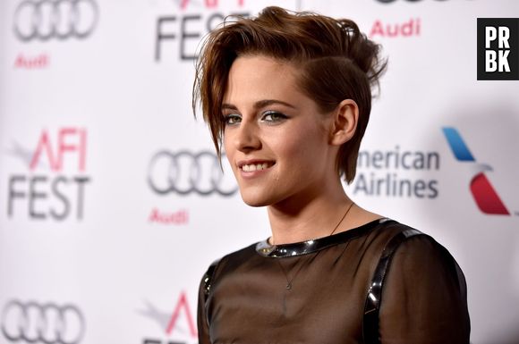 Por conta da saga "Crepúsculo" Kristen Stewart atingiu o sucesso e possui uma fortuna de US$ 70 milhões