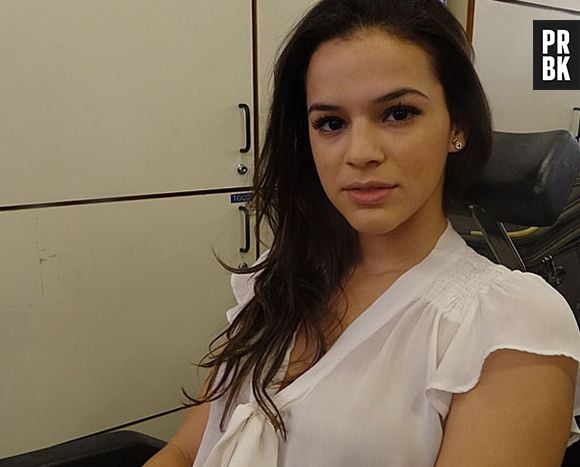 Bruna Marquezine não recebeu o título de musa por qualquer motivo. A gata é linda sem precisar de nada