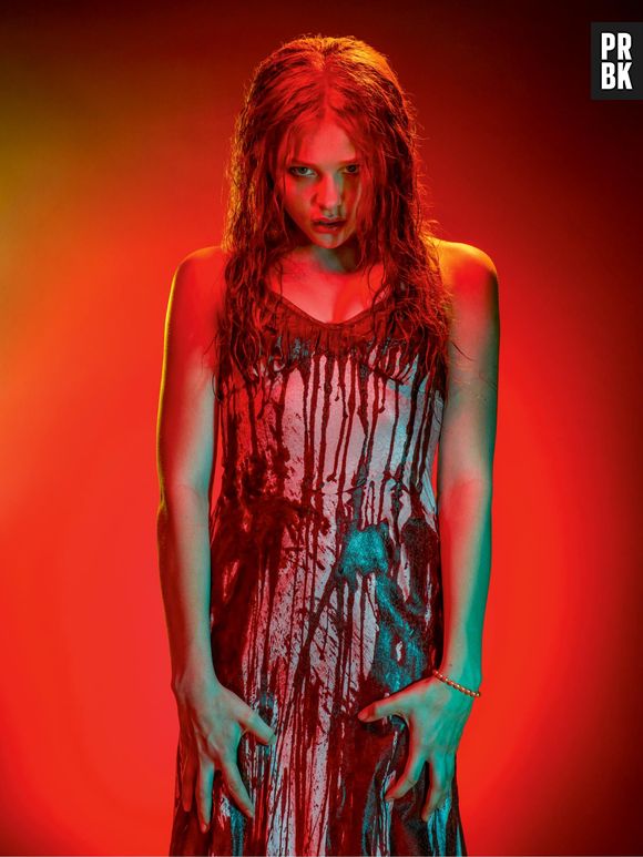 O remake de "Carrie - A Estranha" é protagonizado por Chloë Moretz e ganhou pegadinha no "Programa Silvio Santos"