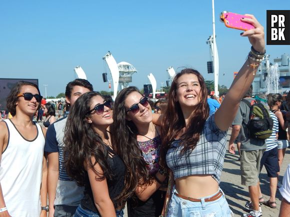 As selfies dominaram a galera no Rock in Rio 2015