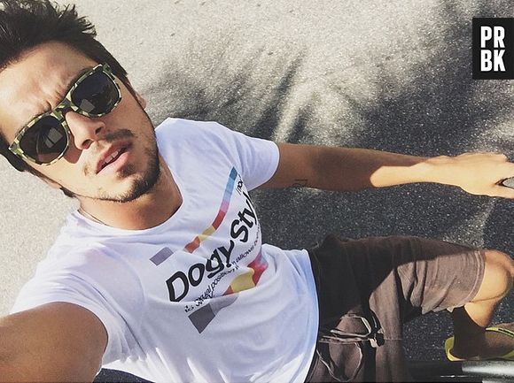 Rodrigo Simas, galã da Globo, abre o jogo sobre beleza e trabalhos na TV