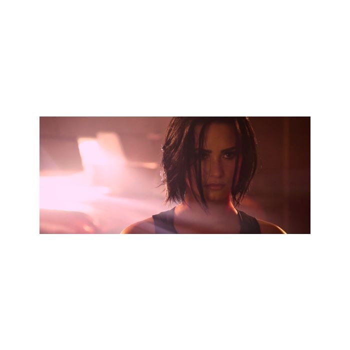 Recentemente, Demi Lovato lançou a primeira prévia do clipe de &quot;Confident&quot;