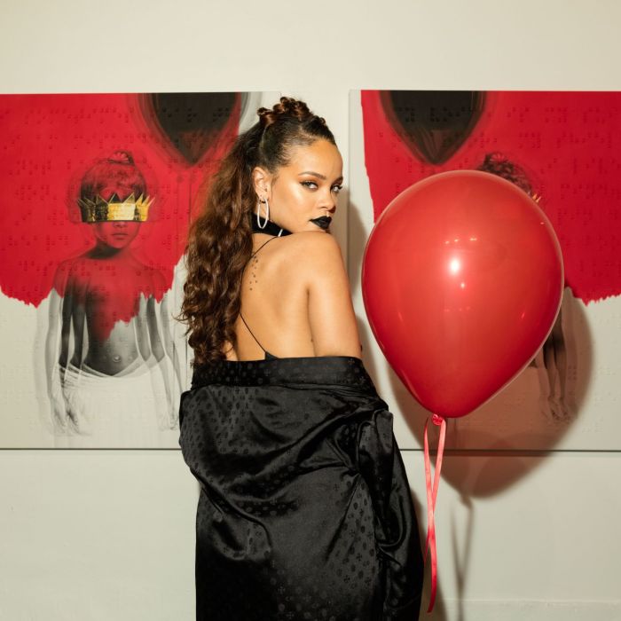 Rihanna revela capa e contra capa de seu álbum, &quot;Anti&quot;