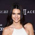 Kendall Jenner conta que teve a ideia de furar o mamilo antes da irmã mais nova, Kylie