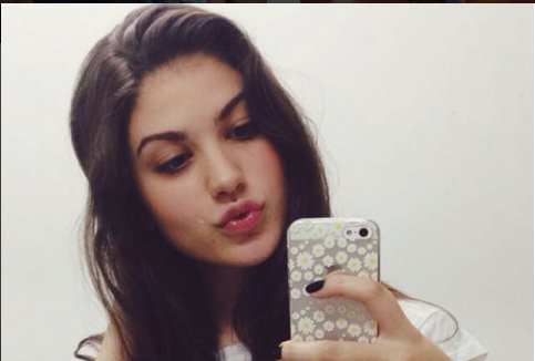 Giovanna Grigio, de "Êta Mundo Bom", e as melhores fotos da atriz no espelho!