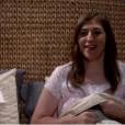 Em "The Big Bang Theory": Sheldon (Jim Parson) lida com primeira noite de amor com Amy (Mayim Bialik) com a ajuda do professor Próton!