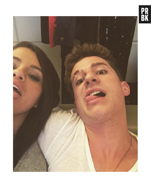 Selena Gomez elogia Charlie Puth, mas garante que o caso dos dois é só amizade!