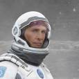 "Interestelar" mostra uma equipe de astronautas que está em busca de um novo lar para a humanidade