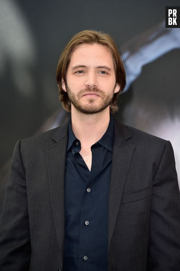 Em doces encontros, a personagem de Kristen Stewart se apaixona pelo jovem interpretado por Aaron Stanford