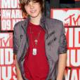 Ainda em 2009, Justin Bieber já cresceu bastante em um ano só!